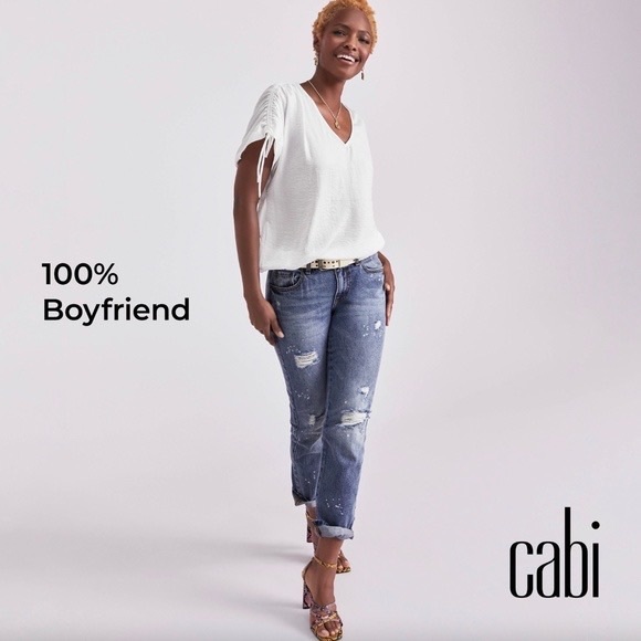 [NEW] Cabi 100% Boyfriend Jeans (Super destructive wash) Size: